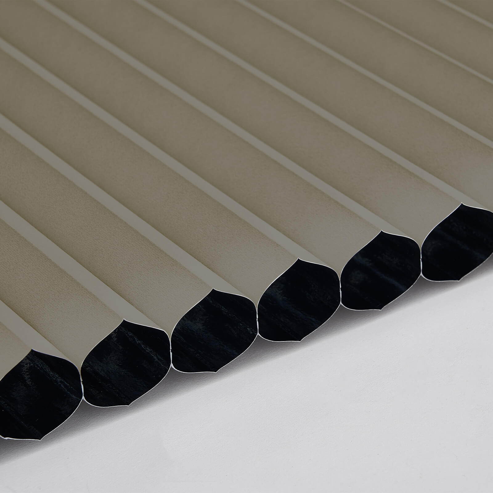 DarkGrey775-1843