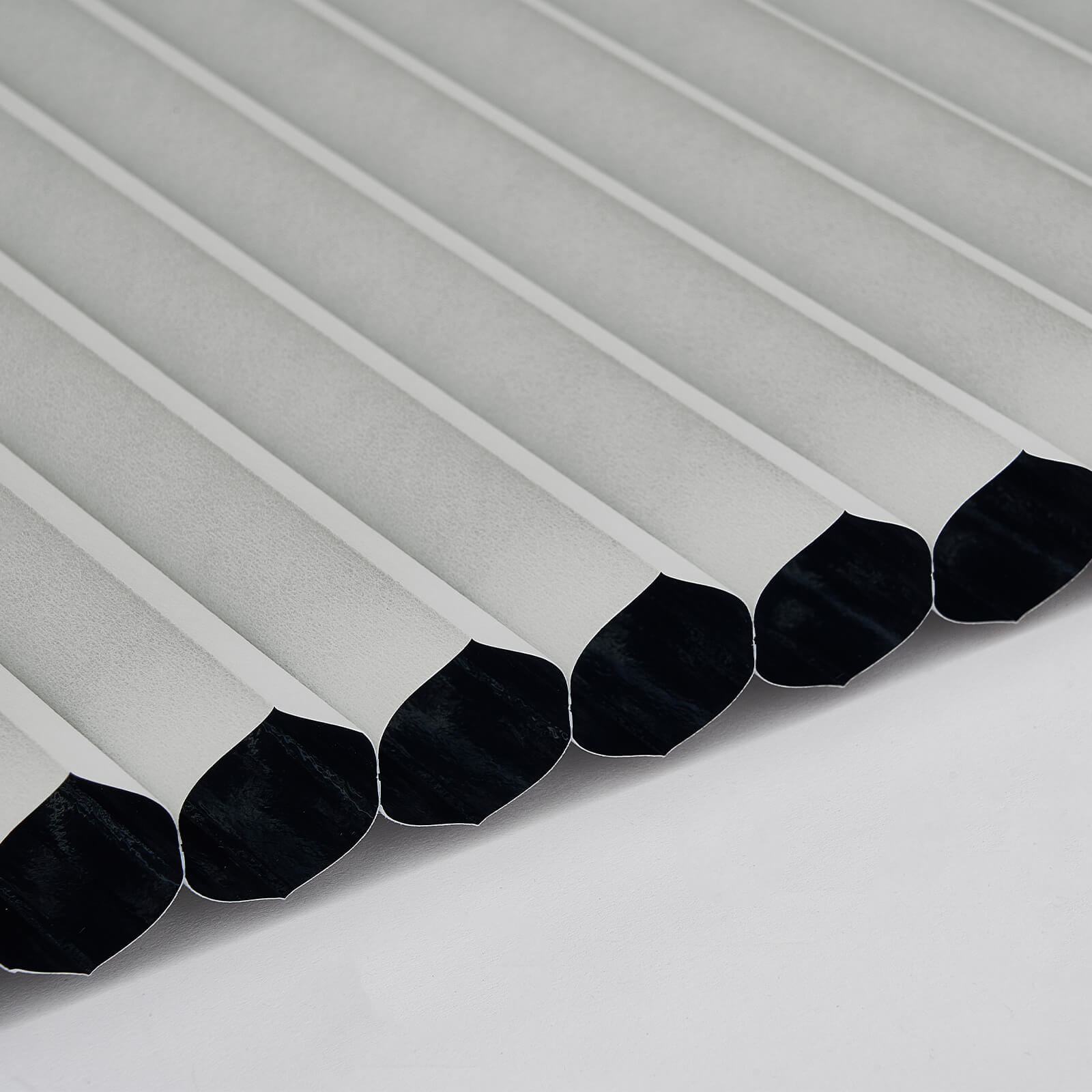 Grey5180-1843